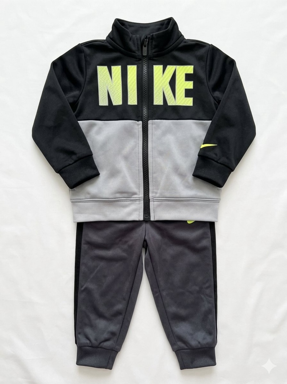 Nike Infant Zip-Up Jacket and Pants Track Set Grey/Black 9 Months